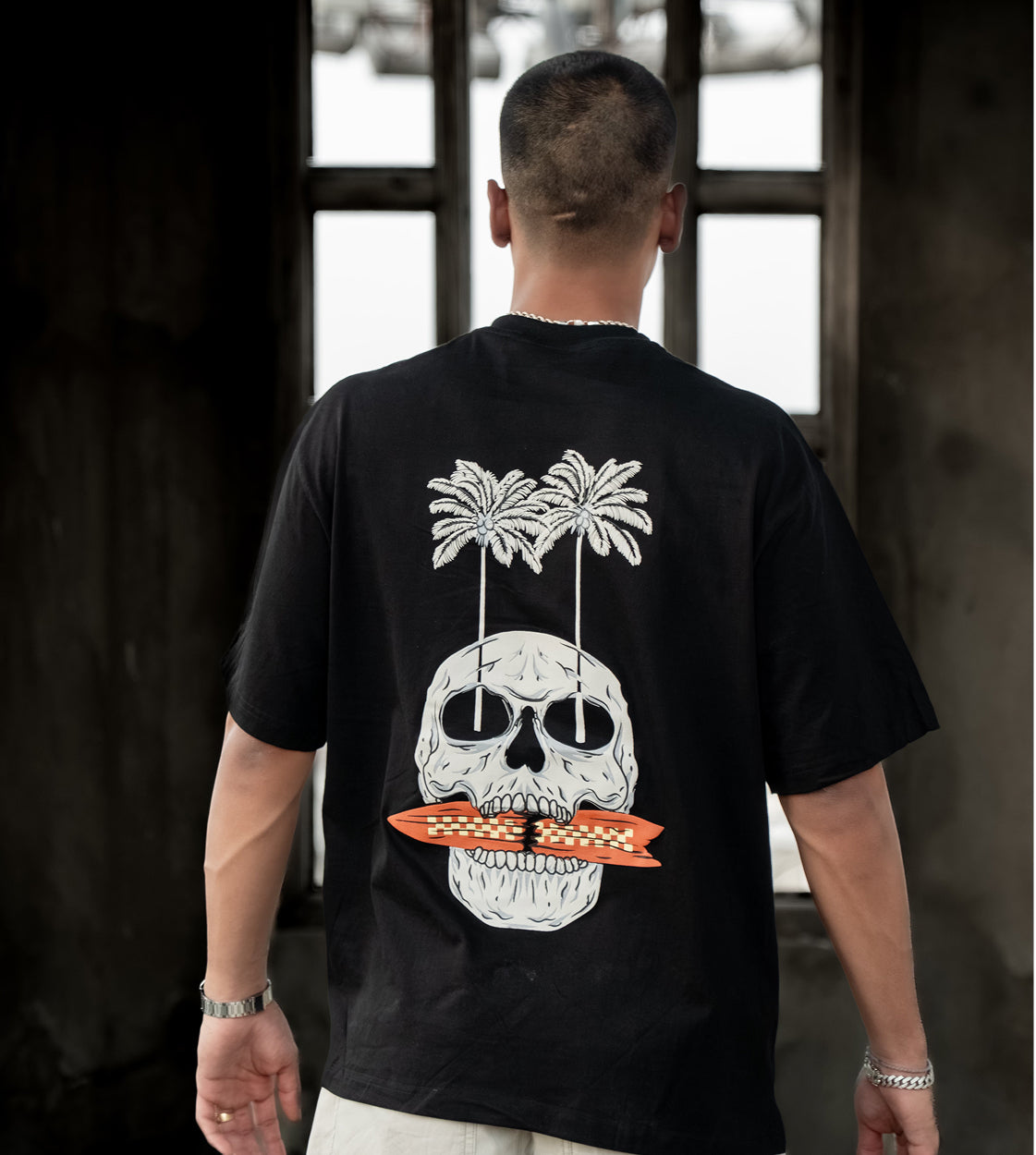 the explorer t-shirt / black